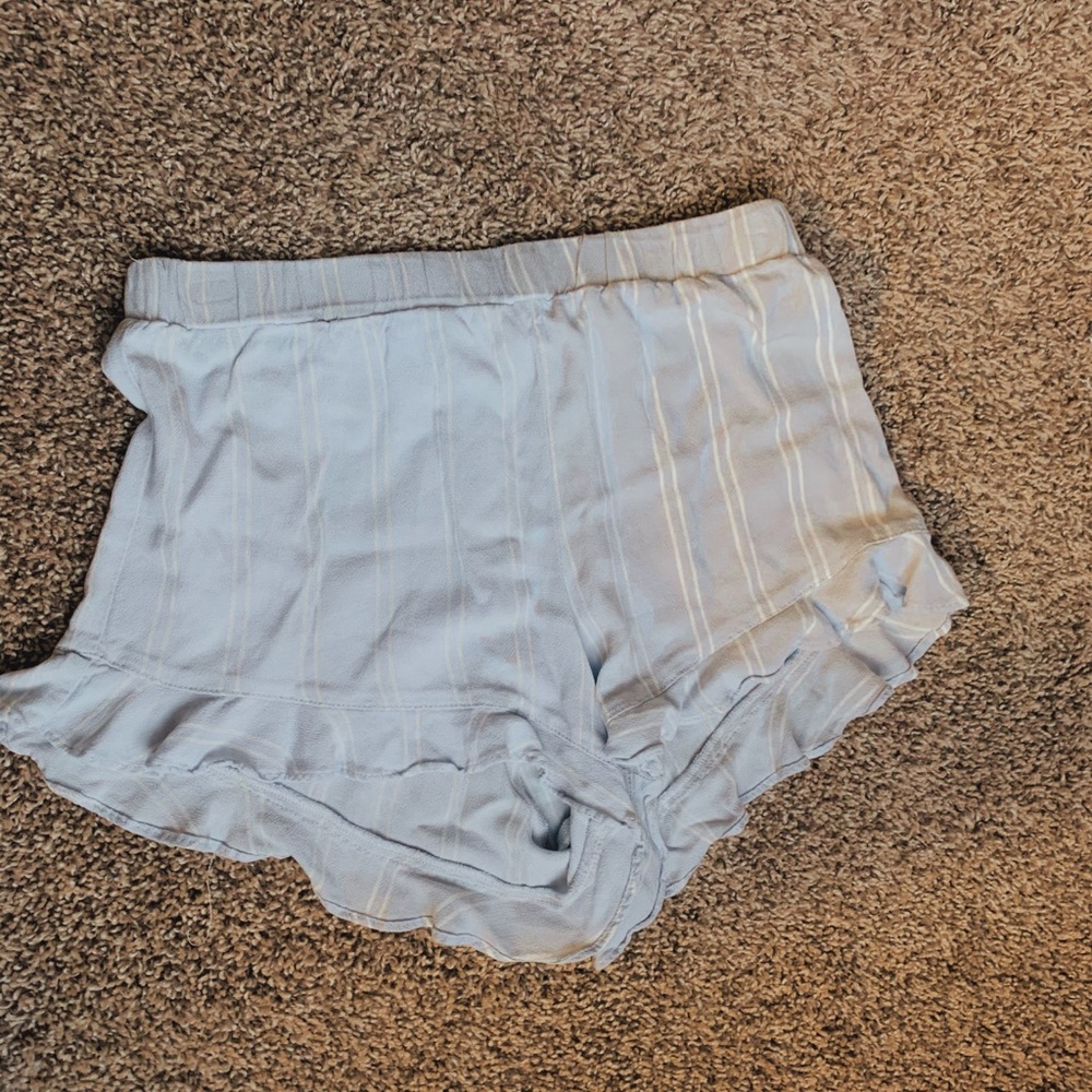 kendall & kylie flowy shorts